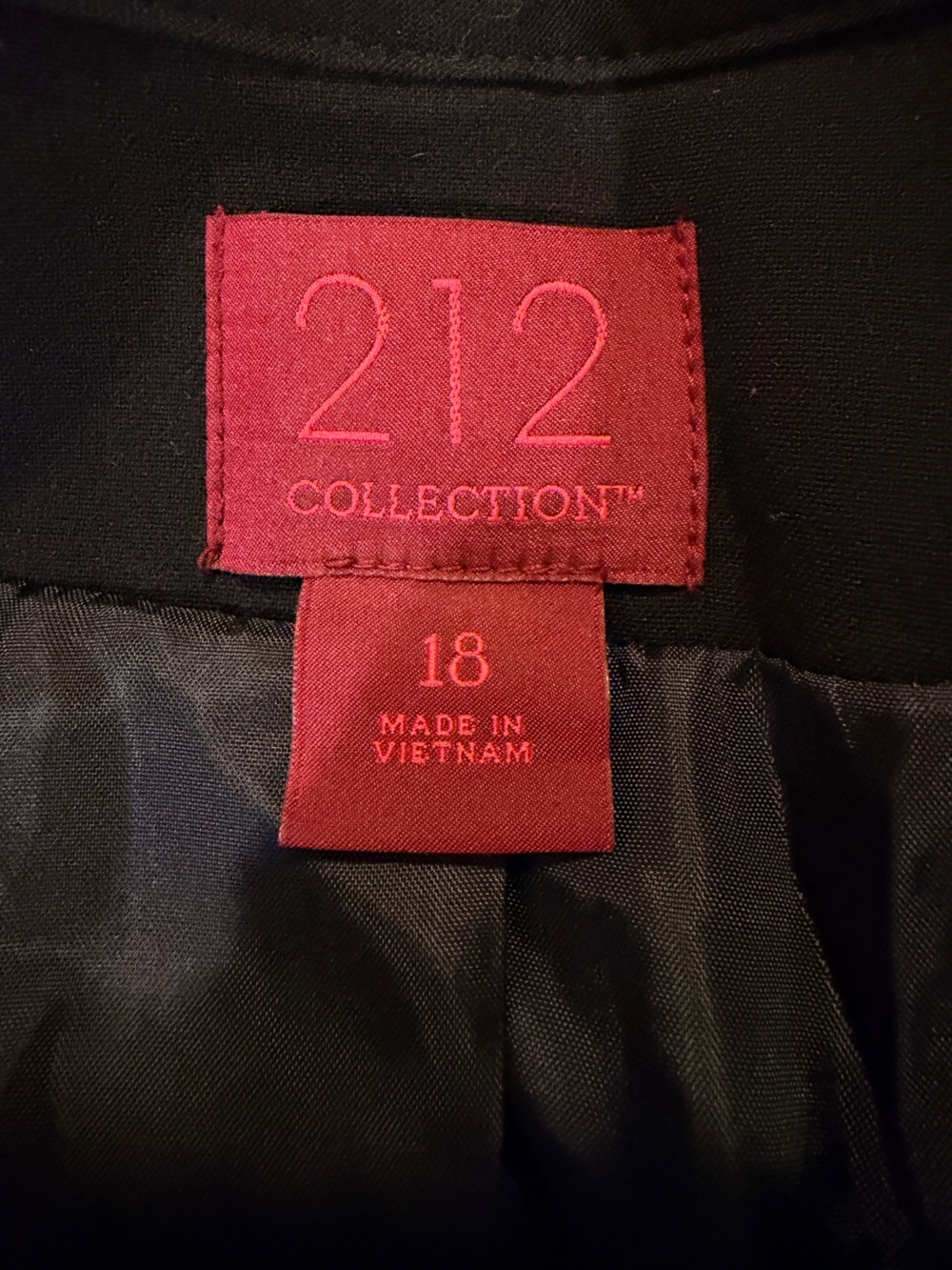 Women’s 212 Collections Contrast-Trim Zip Up Blazer - Picture 3 of 6